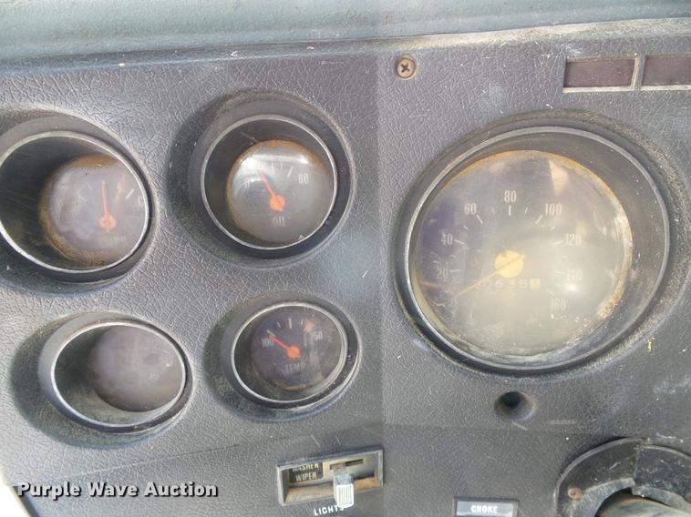 image for item DC5167 1975 Chevrolet C60 grain truck