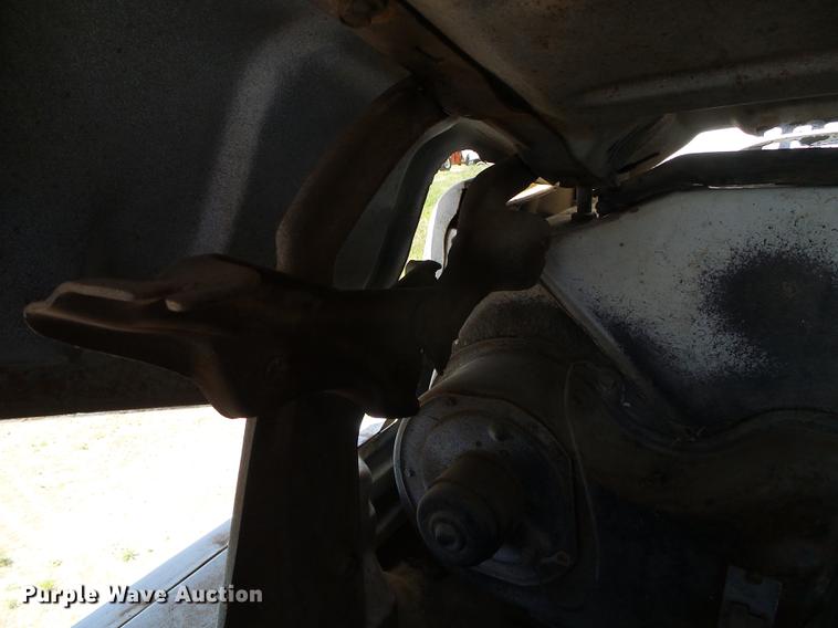 image for item DC5167 1975 Chevrolet C60 grain truck