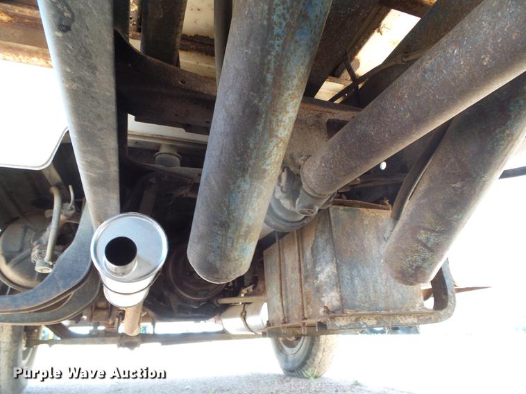 image for item DC5167 1975 Chevrolet C60 grain truck