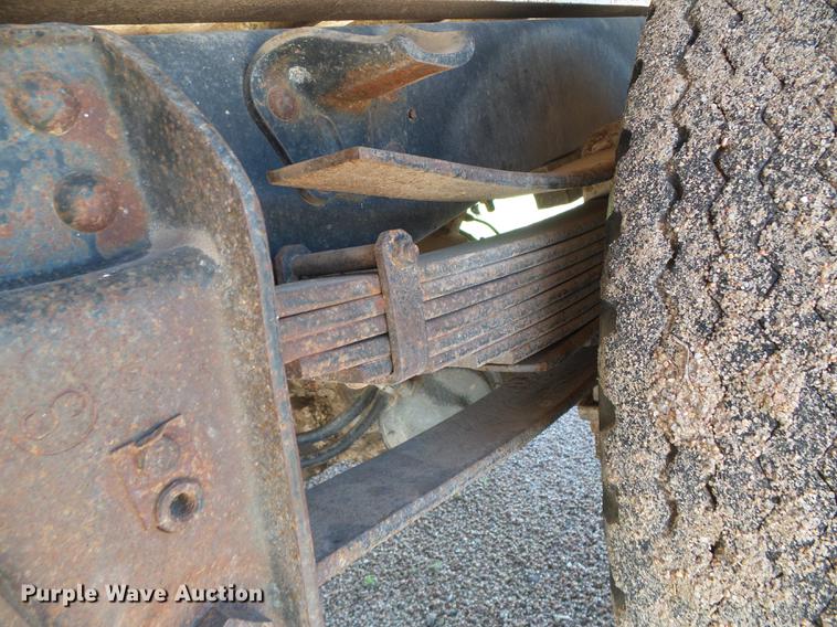 image for item DC5167 1975 Chevrolet C60 grain truck