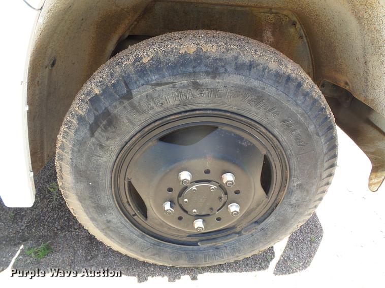 image for item DC5167 1975 Chevrolet C60 grain truck