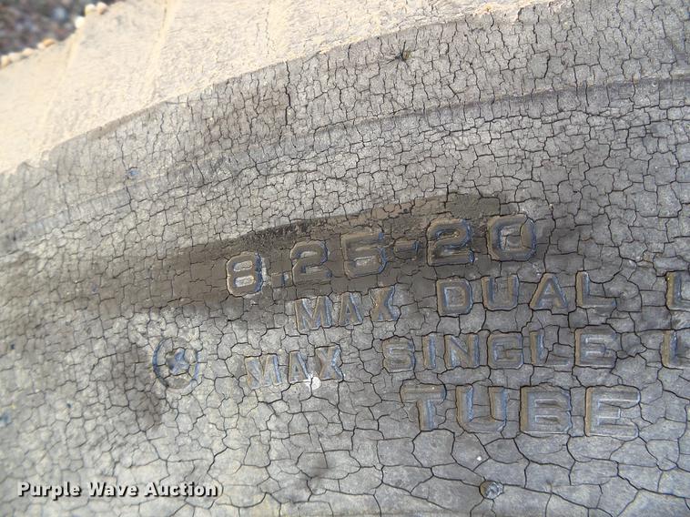 image for item DC5167 1975 Chevrolet C60 grain truck