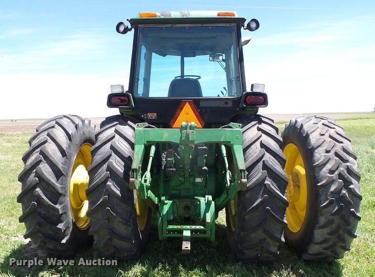 image for item DC5168 1993 John Deere 4960 MFWD tractor