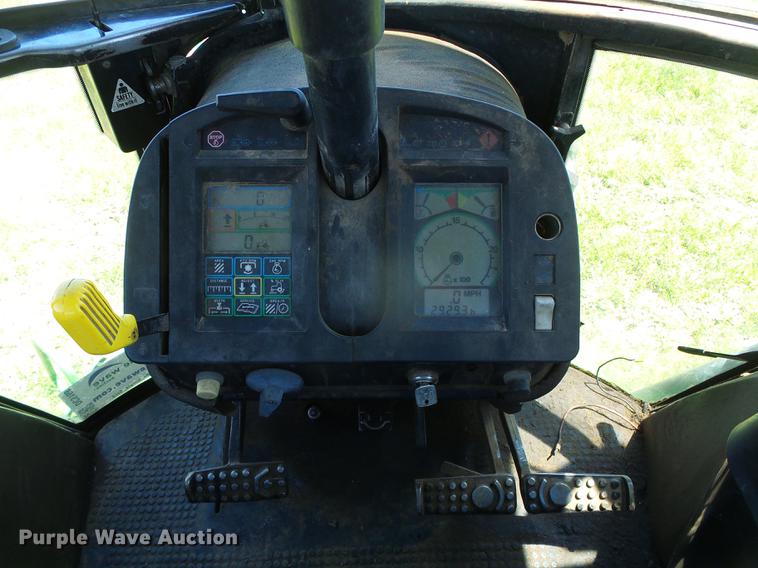 image for item DC5168 1993 John Deere 4960 MFWD tractor