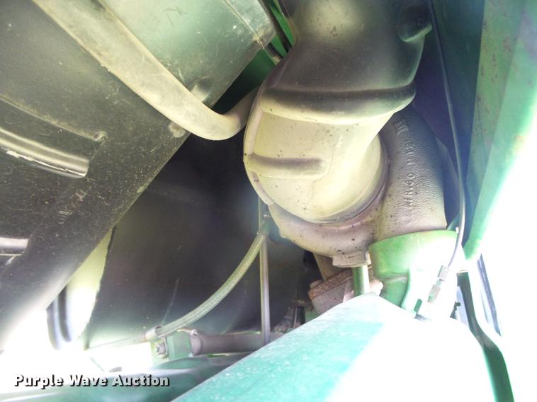 image for item DC5168 1993 John Deere 4960 MFWD tractor