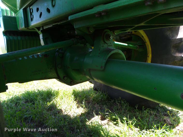 image for item DC5168 1993 John Deere 4960 MFWD tractor