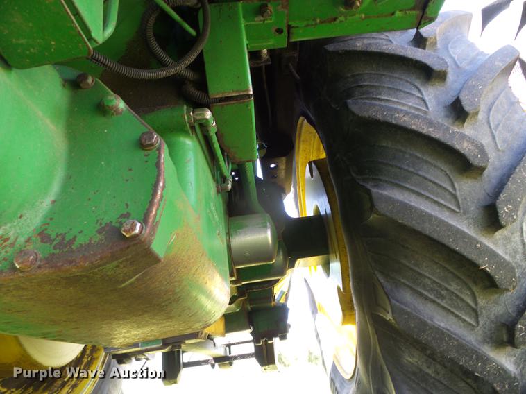 image for item DC5168 1993 John Deere 4960 MFWD tractor