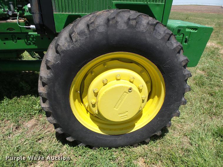 image for item DC5168 1993 John Deere 4960 MFWD tractor