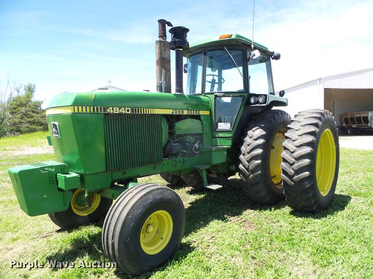 image for item DC5169 1982 John Deere 4840 tractor