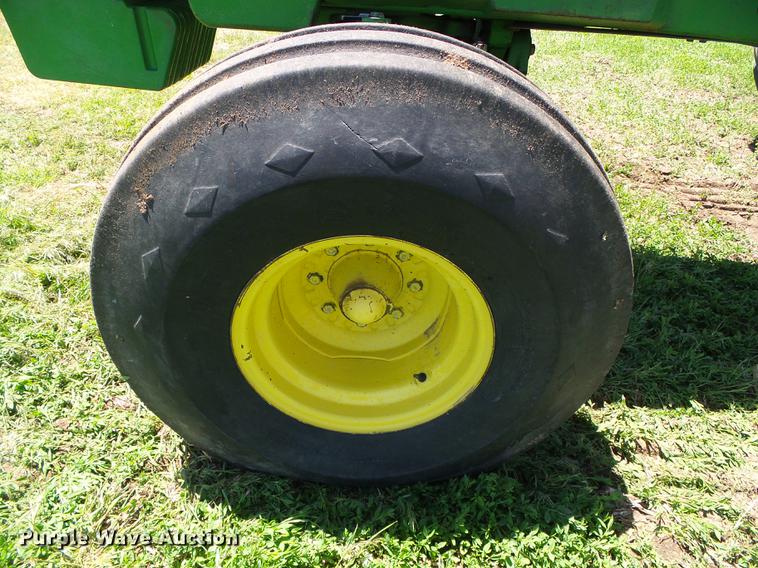 image for item DC5169 1982 John Deere 4840 tractor