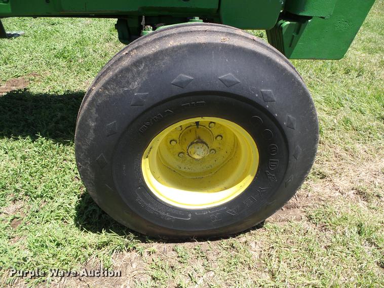 image for item DC5169 1982 John Deere 4840 tractor