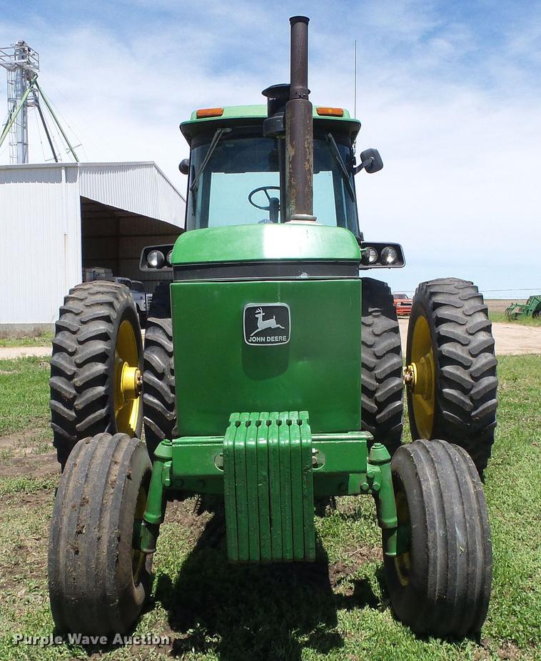 image for item DC5170 1981 John Deere 4840 tractor