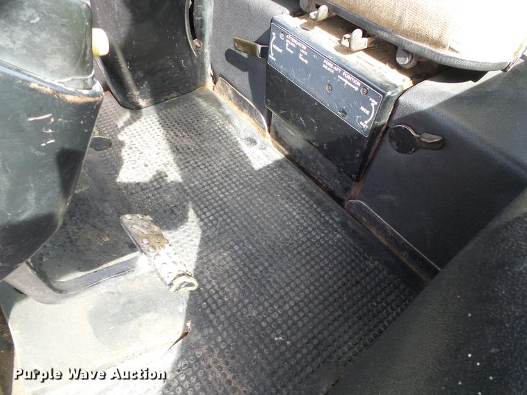 image for item DC5171 1979 John Deere 4640 tractor