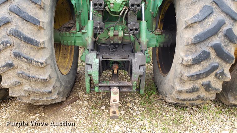 image for item DD4753 1982 John Deere 8650 4WD tractor