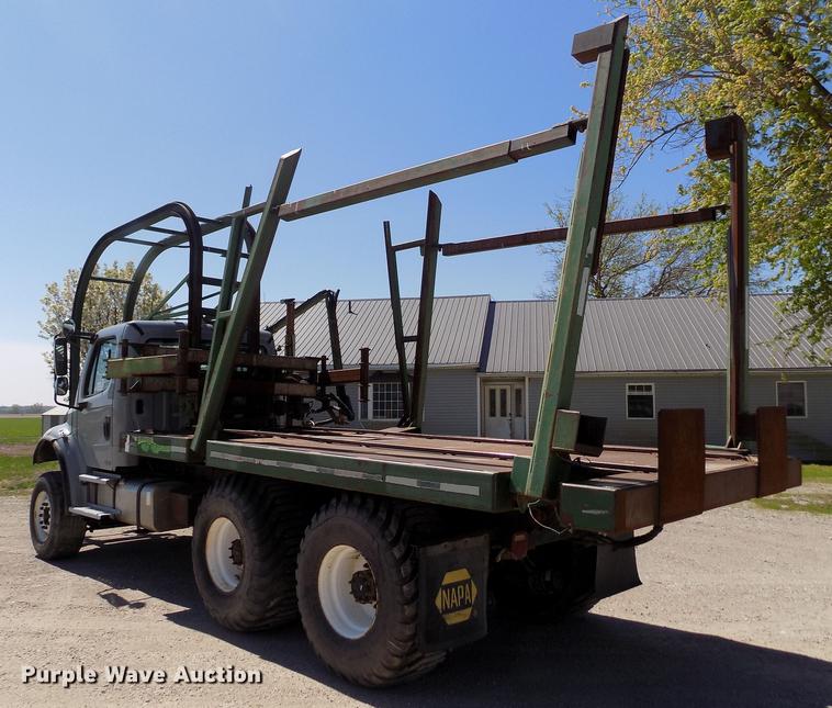 image for item DE1179 2004 Freightliner Business Class M2 hay bale stacker truck