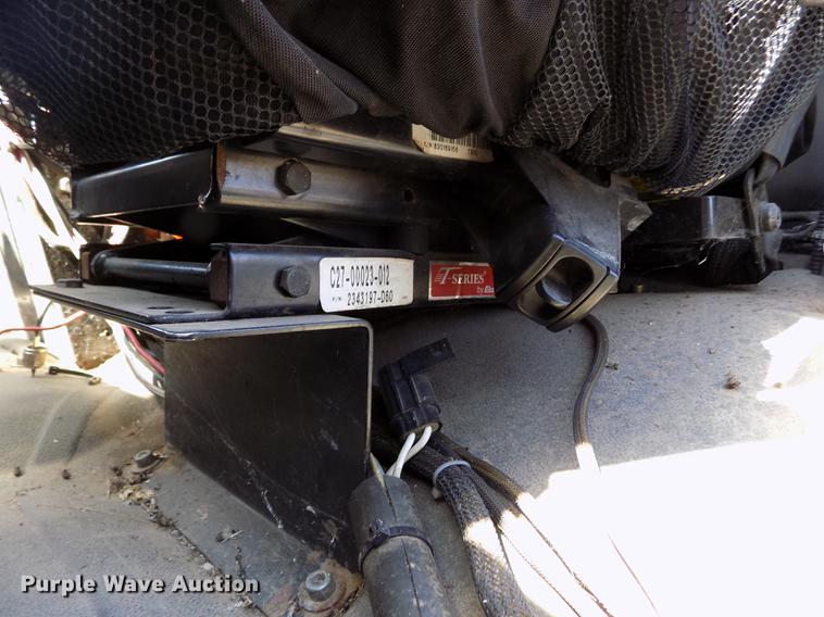 image for item DE1179 2004 Freightliner Business Class M2 hay bale stacker truck