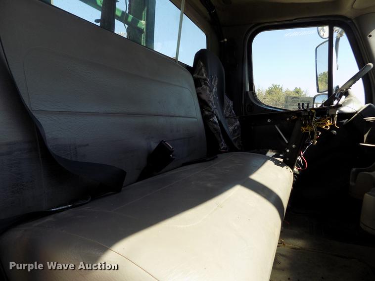 image for item DE1179 2004 Freightliner Business Class M2 hay bale stacker truck