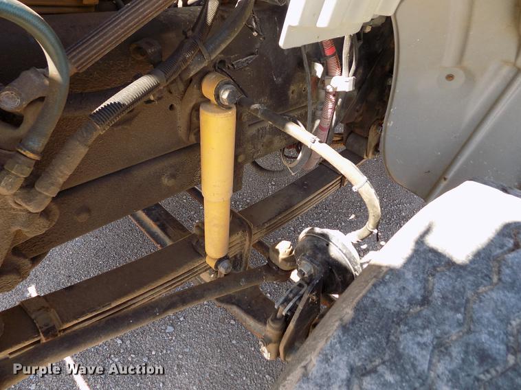 image for item DE1179 2004 Freightliner Business Class M2 hay bale stacker truck