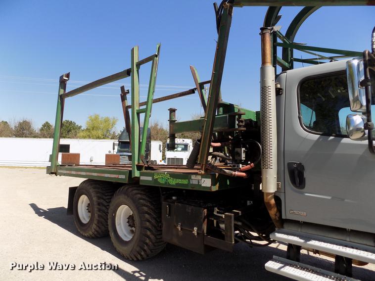 image for item DE1179 2004 Freightliner Business Class M2 hay bale stacker truck