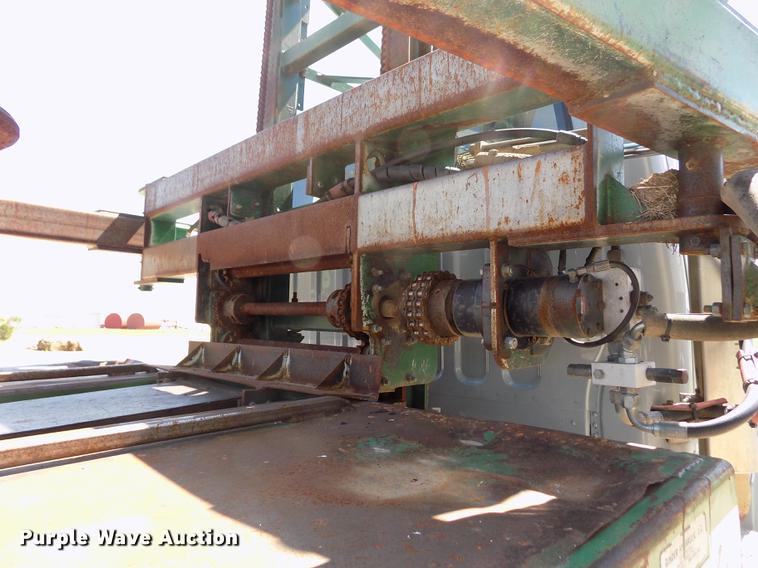 image for item DE1179 2004 Freightliner Business Class M2 hay bale stacker truck