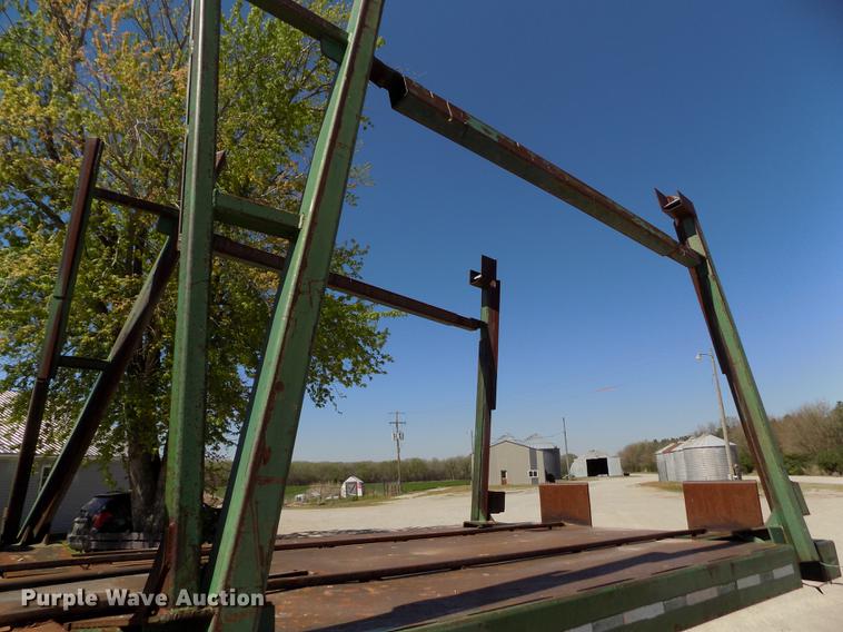 image for item DE1179 2004 Freightliner Business Class M2 hay bale stacker truck