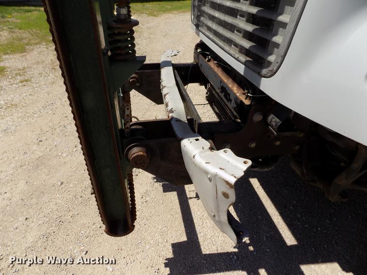 image for item DE1179 2004 Freightliner Business Class M2 hay bale stacker truck