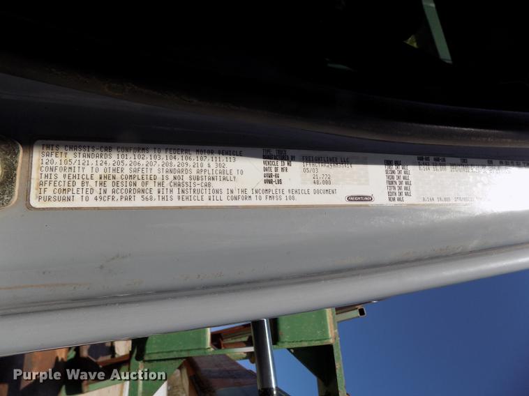 image for item DE1179 2004 Freightliner Business Class M2 hay bale stacker truck