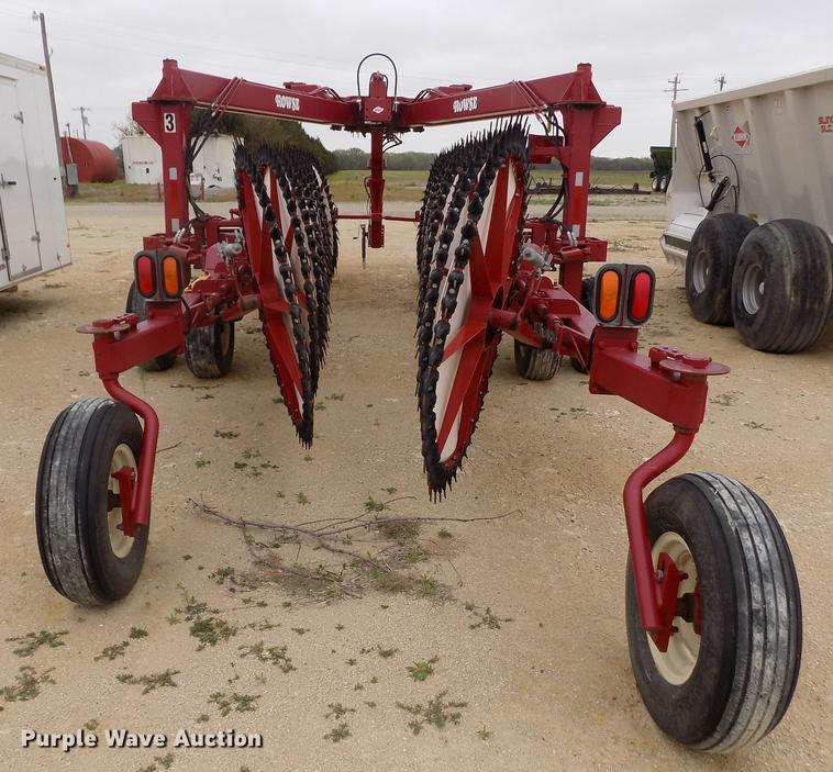 image for item DE1189 2015 Rowse Ultimate hay rake