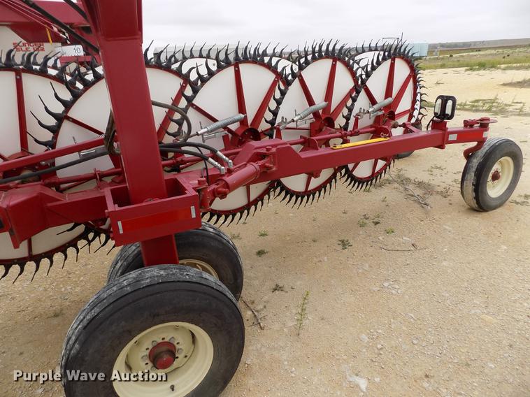 image for item DE1189 2015 Rowse Ultimate hay rake