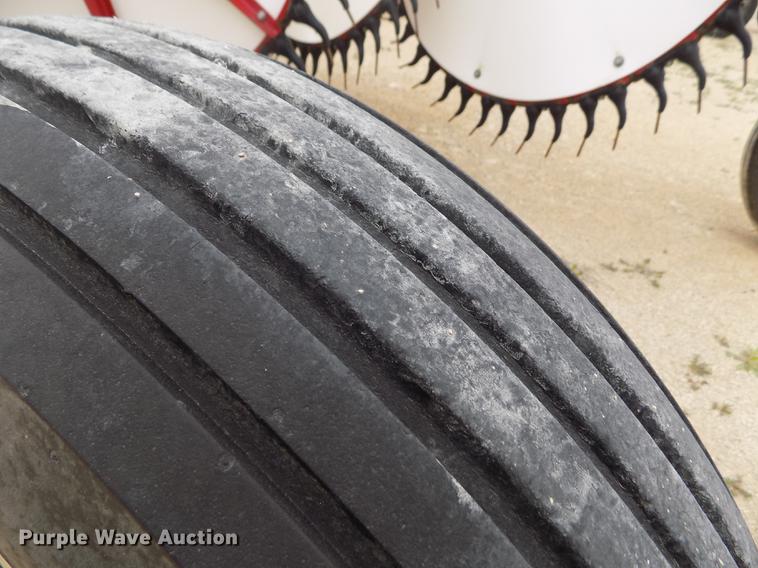 image for item DE1189 2015 Rowse Ultimate hay rake