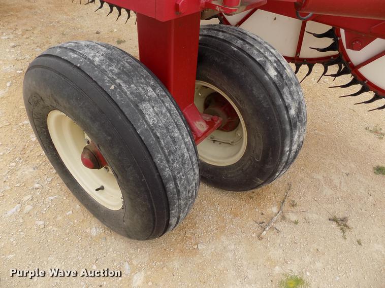 image for item DE1189 2015 Rowse Ultimate hay rake