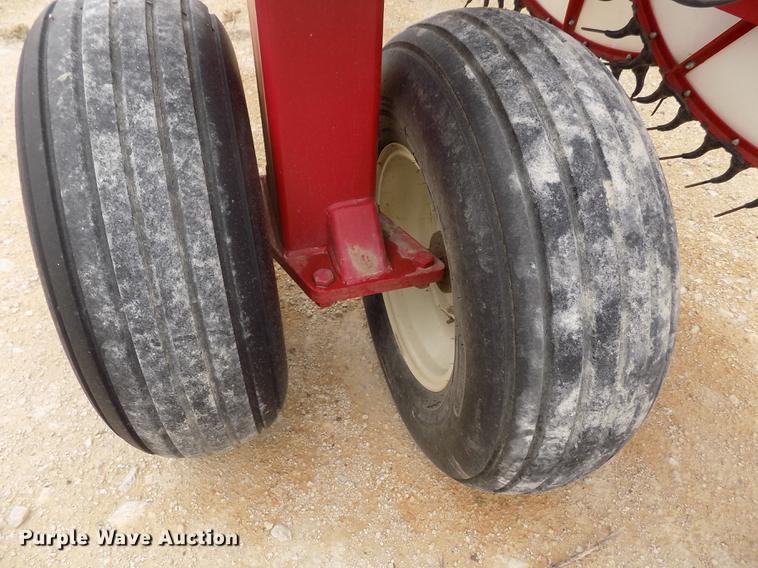 image for item DE1189 2015 Rowse Ultimate hay rake