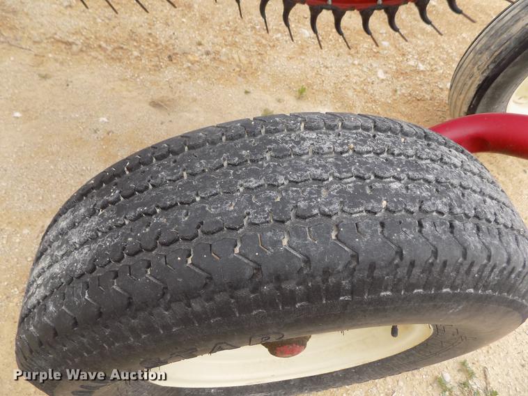 image for item DE1189 2015 Rowse Ultimate hay rake