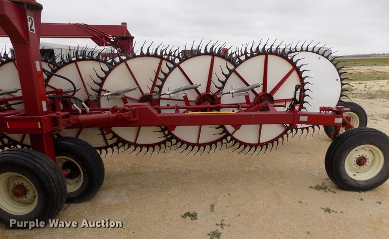image for item DE1190 2015 Rowse Ultimate hay rake