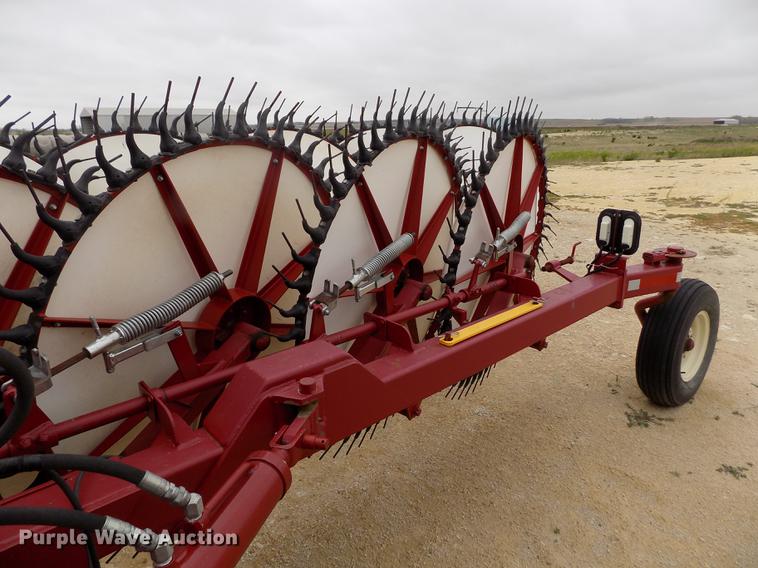 image for item DE1190 2015 Rowse Ultimate hay rake