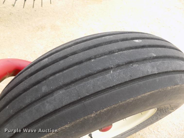 image for item DE1190 2015 Rowse Ultimate hay rake