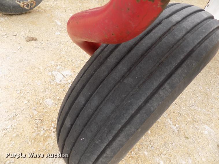 image for item DE1190 2015 Rowse Ultimate hay rake