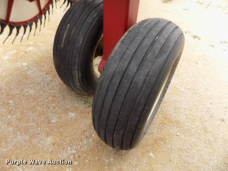 image for item DE1190 2015 Rowse Ultimate hay rake