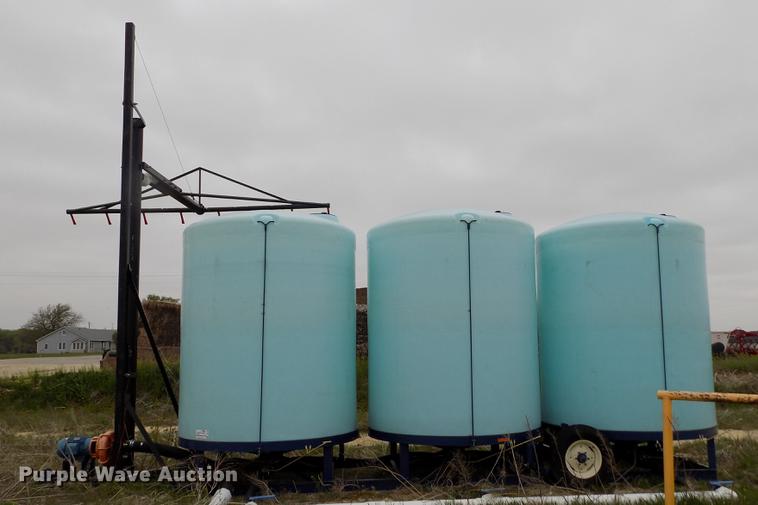 image for item DE1193 2013 Skiles Industries cone bottom trailer