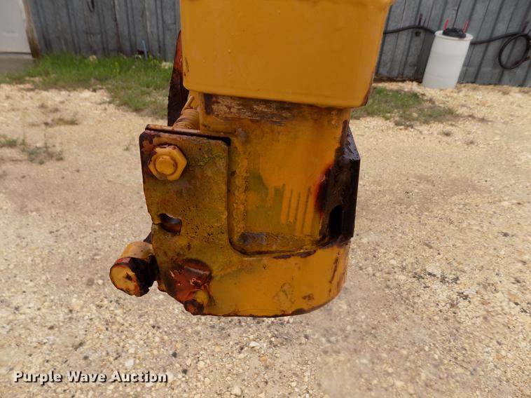 image for item DE1197 1992 Jones Mighty Giant PU1-92-463 bale grinder