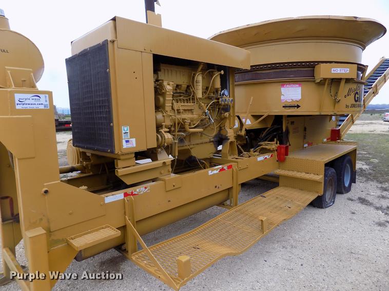 image for item DE1197 1992 Jones Mighty Giant PU1-92-463 bale grinder