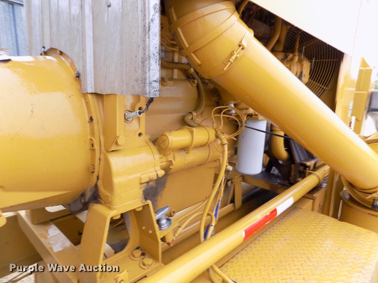 image for item DE1197 1992 Jones Mighty Giant PU1-92-463 bale grinder