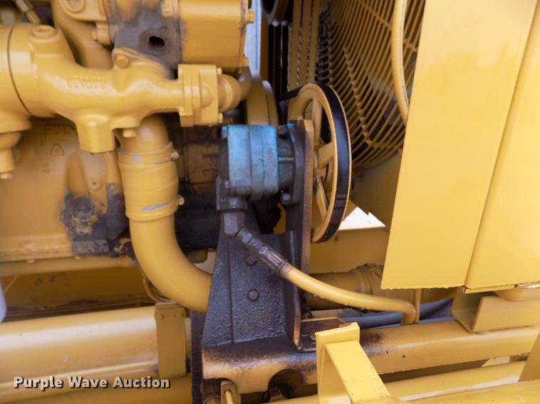 image for item DE1197 1992 Jones Mighty Giant PU1-92-463 bale grinder