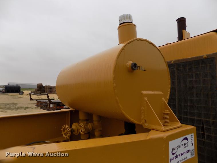 image for item DE1197 1992 Jones Mighty Giant PU1-92-463 bale grinder