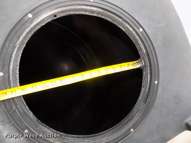 image for item DE7684 2014 Snyder Industries Sii vertical poly tank