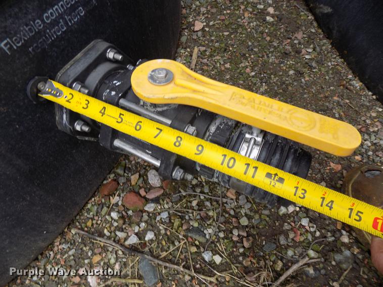 image for item DE7686 Snyder Industries Sii vertical poly tank