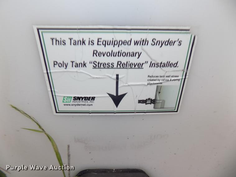 image for item DE7693 Snyder Industries vertical tank