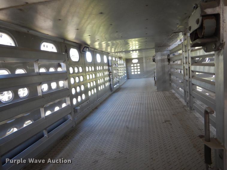 image for item DE8433 2008 Eby livestock trailer