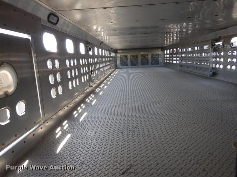 image for item DE8433 2008 Eby livestock trailer