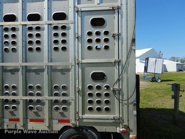 image for item DE8433 2008 Eby livestock trailer